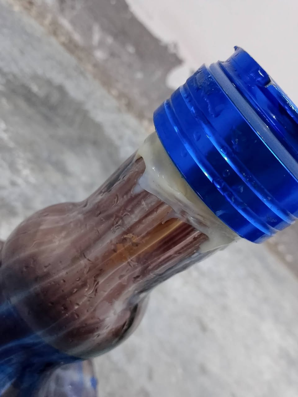 شباب عندي هاي لنركيله لمانيه نضيفه مابيه اي نقص بس قبل فتره نخلع لقفل ماله عن لشيشه ولحمته ورجع مثل قبل وهاذه رقمي *********** وقيم بل يرضي الله

