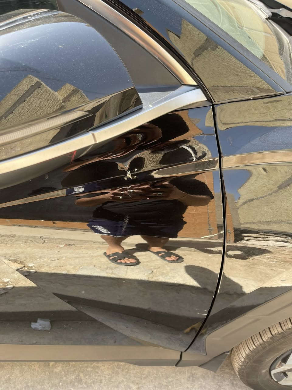 السلام عليكم  هيونداي توسان
موديل 2023 
وارد امريكي 
هايبرد بلك ان 
بدون ايرباك 
السياره فول فول فول مواصفات للأخير 
ماشيه 16 الف ميل فقط 
صور الحادث بالمنشور 
ورقم الشاصي بالمنشور 
السعر 205 وبيهة مجال قليل 
للأستفسار:***********
