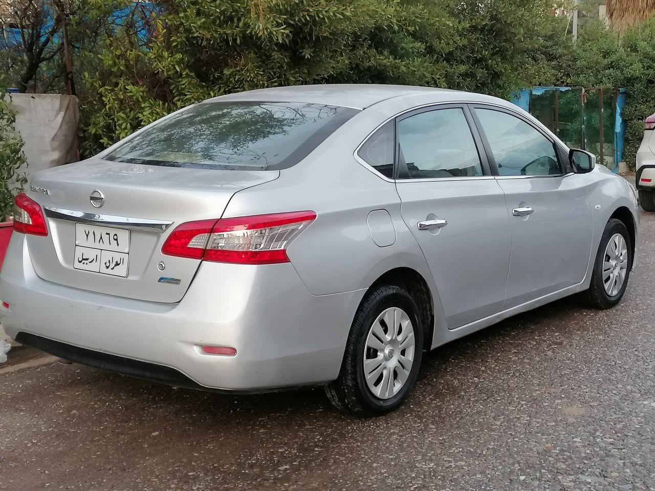 نيسان سينترا 2014 خليجي
مةكينة 1.6 
رةنگي سلفةر
2 بارجة سبوخي هةية
لةكةل يةك دوو شوين تعديل
بي زوري بي ارباك
كةميك كال بونةوةي هةية 
سعري 89 $$ كةميك معامةلة 
گيرو مةكينة تةقةورةقة تةبريد بةشةرت بةشةرت
بوزانياري زياتر بةيوةندي بكة
***********
***********
