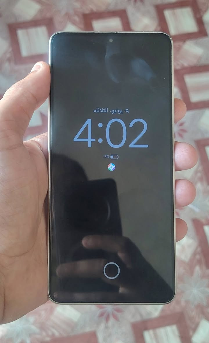 بوكو x6 pro 5G للبيع او مراوس هونر x9c 
ذاكره الجهاز 512
المعالج 12 يشغل 120 فريم بوبجي
نضافه الجهاز 90%
مكاني جبله الشراي
لتواصل والسعر 👇
رقم الهاتف : ***********
بليل متواجد فقط
