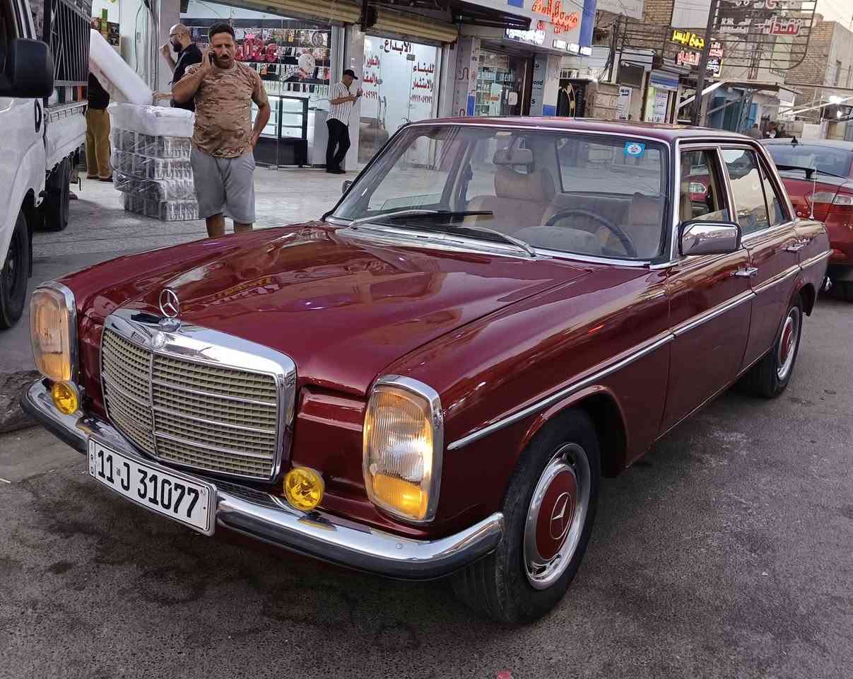 بسعر جدا مناسب ٥٧ ورقة ...مارسيدس موديل ٧٦ رقم دولي بأسمي گير عادي محرك وگير بلادي بور استيرن شغال منظومة تبريد كاملة ( نقصها حاليا صيانة) مكفولة من گير ومحرك وحدادية غرفتها لون بيجي بلاد نظافتها ٨٠ ٪  مكاني بغداد جديدة  ***********
