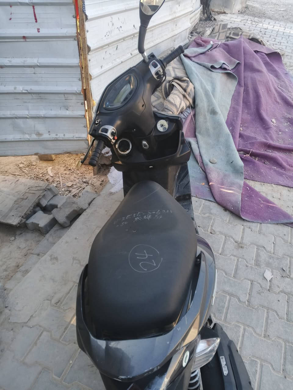 سلام عليكم.... 
دراجة جي تيار)  🛵 للبيع
دراجة شلعه معدل كهربائيات كلهه شغاله 
دراجة جديده  بلادية
أي نقص مابيهة
جيب فيتر وتعال افحص
العنوان بغداد شعله الاستفسار الاتصال على الرقم 📞 ***********
