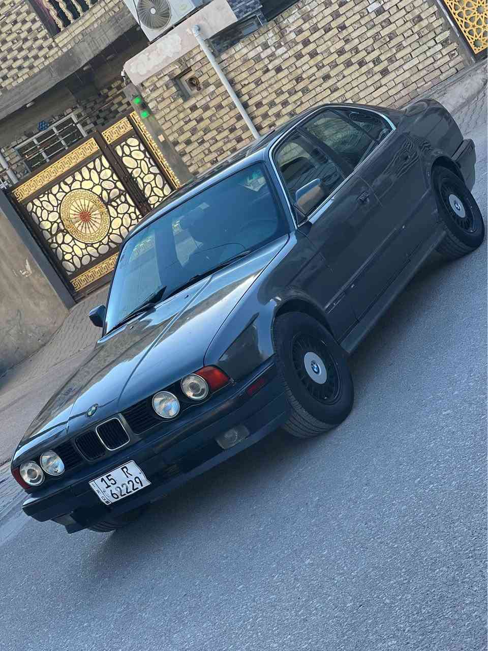 السلام عليكم 
سياره بي ام حجم 525
موديل 1991 محرك مفتوح
مكفوله السياره من الضربه والكص 
رقم انبار بأسمي مشروع وطني تداور بجميع المحافظات كير محرك مكفولات مكان السياره بالنجف الاشرف
السعر48وبيها مجال
رقم الموبايل:*********** النجف, العراق
