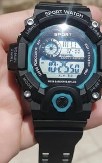 📣 تصفية ساعات وسماعات  ورامات وفلاش بفلس ونص! 🎧⌚ 🕐 الساعة بـ 4 فلس 🎧 ا...