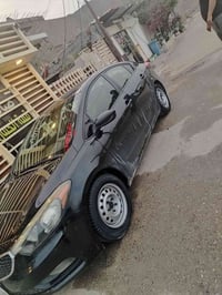 الساعه ٤ العصر يوميه اطلع لبغداد اخذك من باب بيتك للمكان الي تريدة بس ...