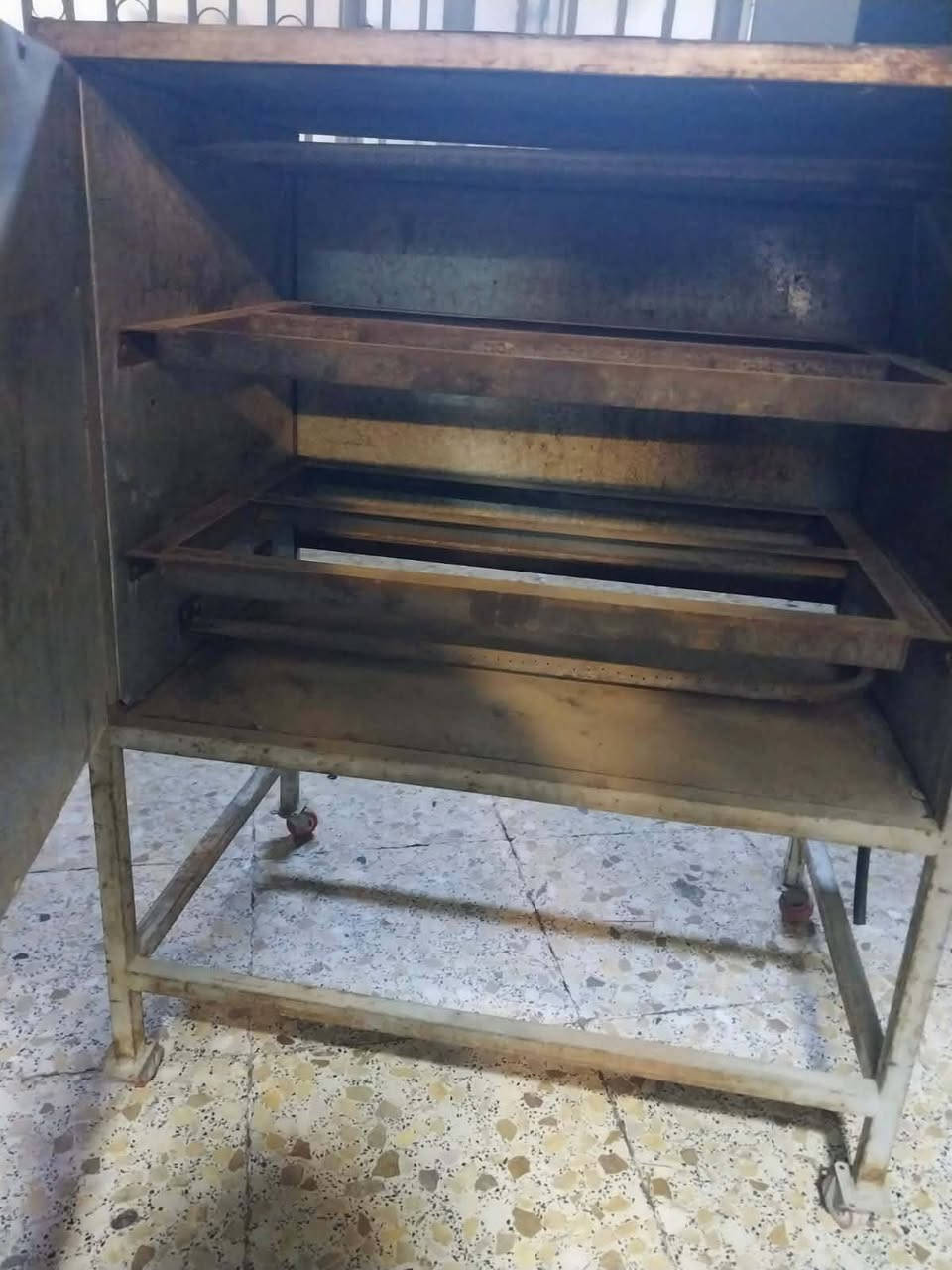 مكنسه كهربائية ب50 
طباخ ابو الفرن شغال ب100 وبي مجال 
بايسكل 35
فرن 35


**إذا كنت صاحب هذا الإعلان وتريد حذفه لأي سبب، رجاءا أرسل رسالة إلى الدعم الفني**