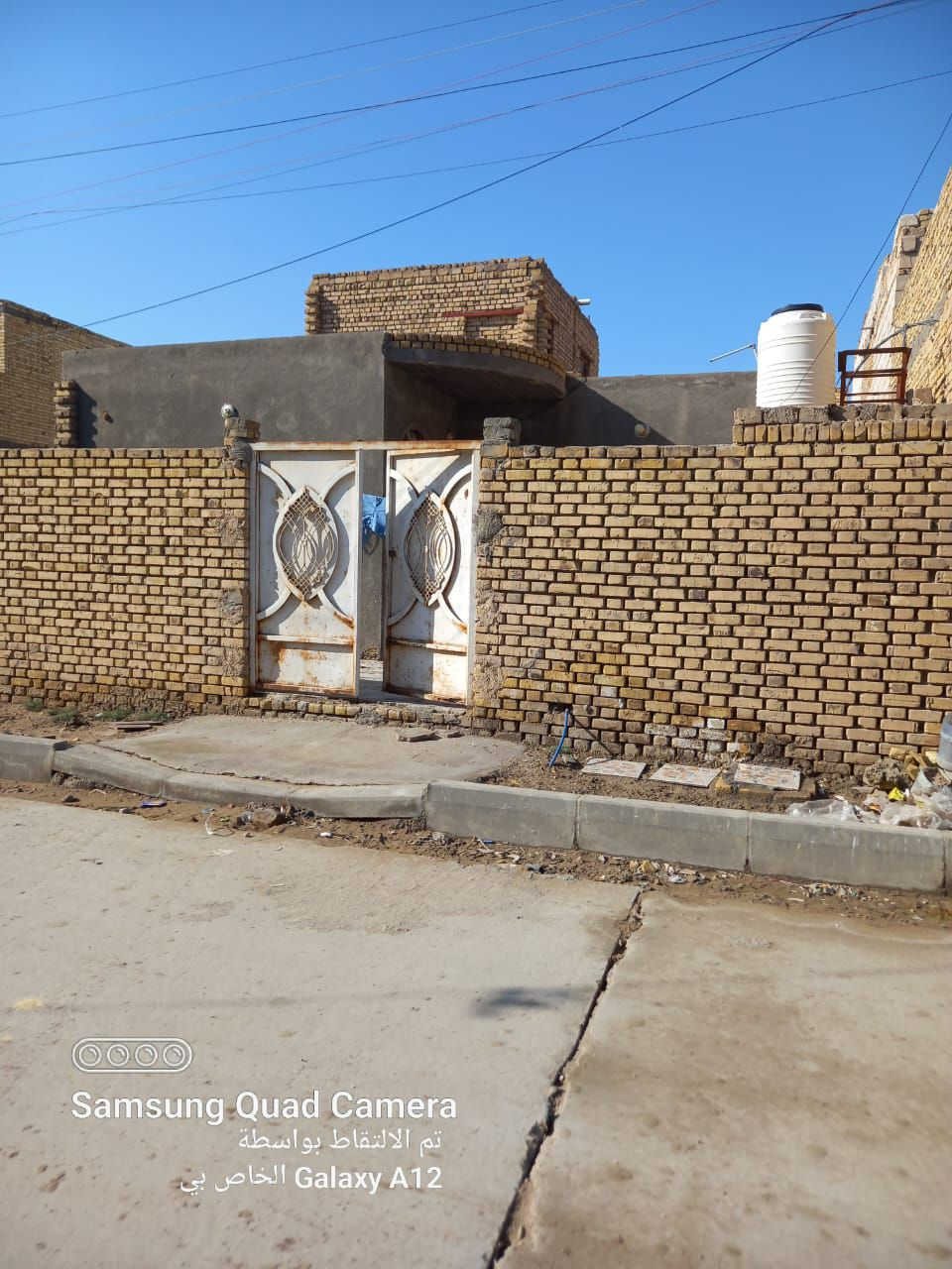 بيت للبيع 200م طابو صرف بالاسكان الصناعي السعر 220 وبي مجال للااتصال ***********
