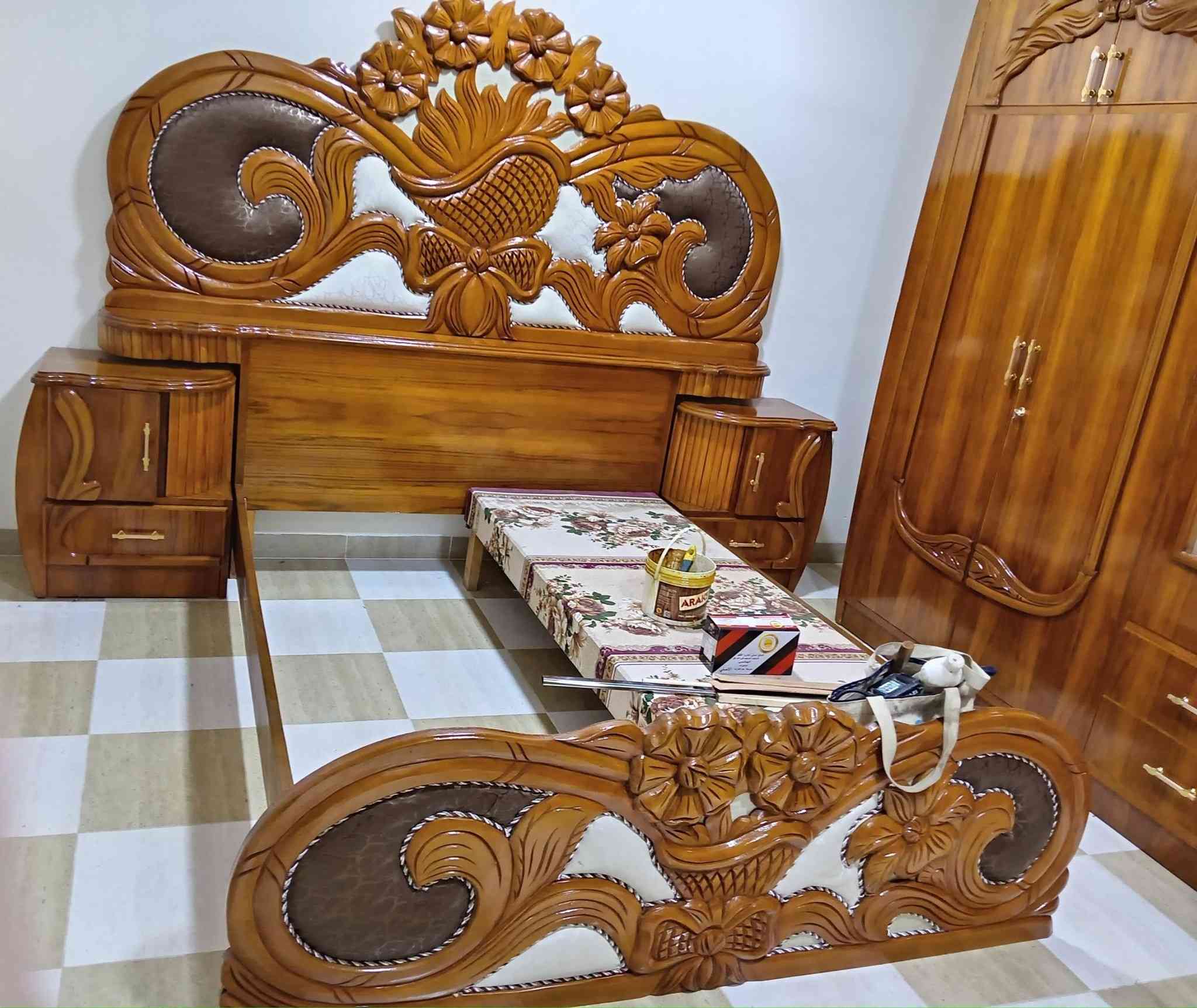 السلام عليكم ورحمة الله وبركاتة متابعيني الكرام
كما عودناكم لتوفير كل ماهو جديد وحصري توفرت لكم غرفه بااطلاله مميزه غرفه نوم صاج خمسة ملم 👍شرط نظافه 👌
كلها نفخ وتاج سوري نقش لل اتصال عل رقم *********** 
مكان شارع الفاروق قرب لفات كريم العمر موصل 👌
