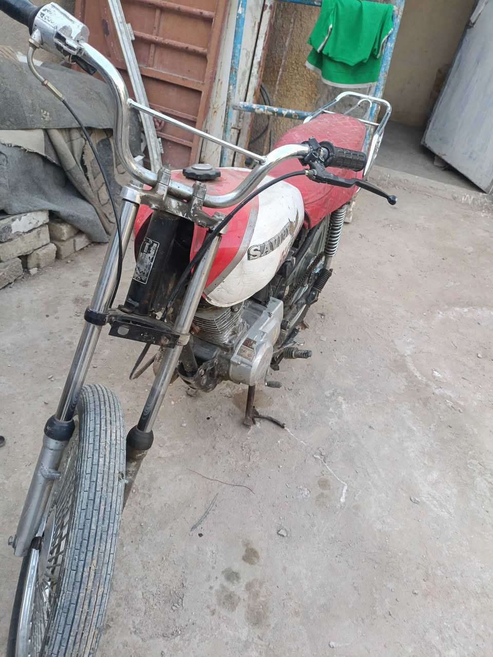 سلام عليكم دراجه يرانيه 4كير تايكر موديل 20 دراجه شلعه معدل بيه خيط تبخير خفيف
225 وبيه مجال حك جيه مكاني بغداد لامين ثانيه ***********
