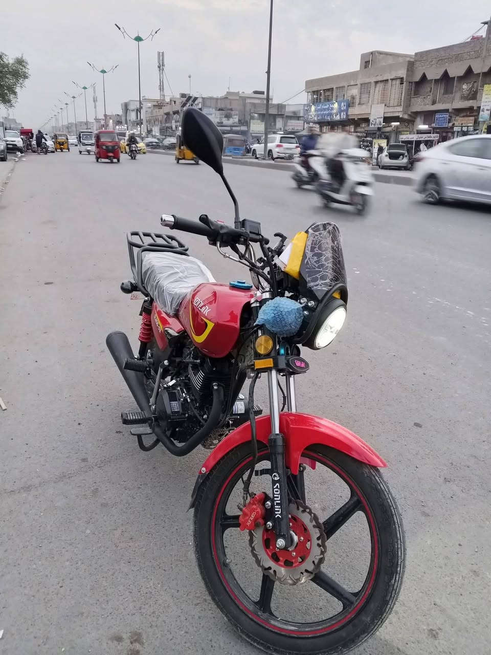 سلام عليكم دراجه للبيع زيرو صار يومين منزلها من المعرض سعر مليون اتصال ‏‏‪***********‬‏
