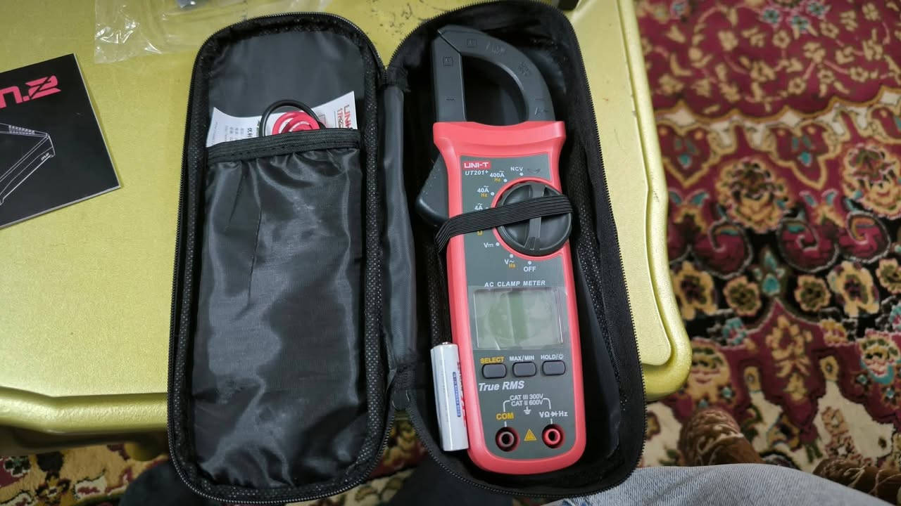 كلامب ميتر ماركة UNI-T
جهاز تخليه على يمينك من ناحية دقة القراءه


**إذا كنت صاحب هذا الإعلان وتريد حذفه لأي سبب، رجاءا أرسل رسالة إلى الدعم الفني**