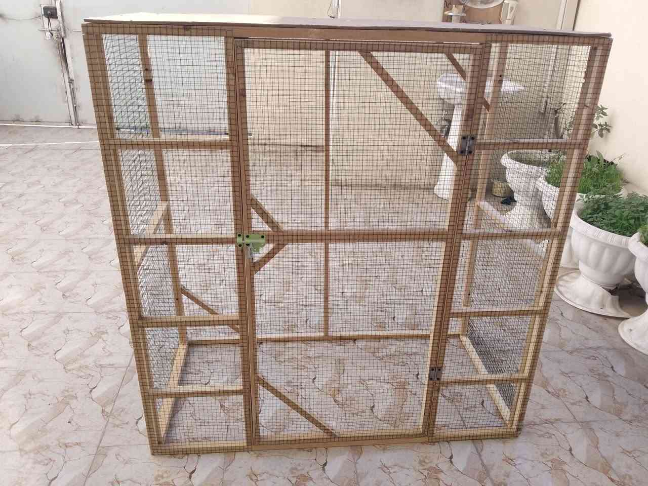 سلام عليكم مرخصة الادمن متاح قفص خشب جديد يتفصخ براغي حلو ومرتب ارتفاع 120 عرض 120 نزال 60 مكان بغداد الحريه السعر راسلني خاص وبخدمتكك
***********
