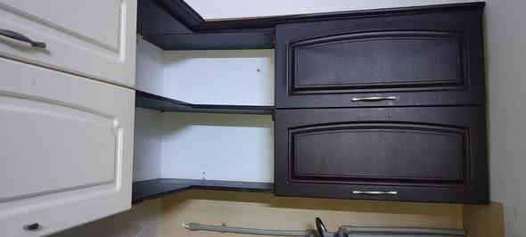 للبيع كاونتر خشب mdf بالون برس مع سنغ مرمر بلكامل  ب٣٥٠ الف للتواصل ***********
