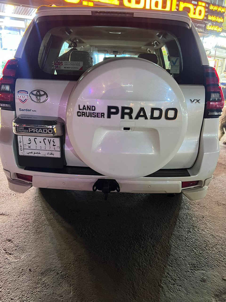 ⭕️ايام اعياد والناس تريد تكشخ
السلام عليكم اخواني المحترمين 

لاندكروز برادو 2019 

Vx 

مواصفاتها معروفة مايحتاجون الاعزاء اشرحها الهم 

ماشية 85 km 

تايرات جديدة مبدلهن 

ادامة كاملة حقيقة من البجم للبجم 

( السيارة اثر توقف مفاجئ ل احد الابطال سائقين التريلات طخ البنيد والدعامية سطحياً وموجودة الصور لليحب يطلع عليهن ) 

السعر  38 وبيها مجال 

مع التقدير والاحترام للجميع
***********
