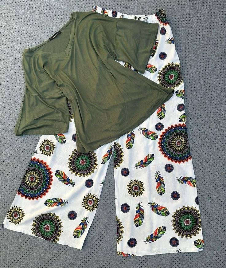 السلام عليكم
مجموعه تراكات نسائيه بتشكيله مختلفه ومتنوعه واسعار مناسبه 
 وتوصيل مجاني لكل طلب يتجاوز 30 الف داخل كربلاء 
ومع كل طلب هديه 💐🥳
متوفر توصيل داخل كربلاء بالفين دينار وباقي المحافظات ب5 الالف


**إذا كنت صاحب هذا الإعلان وتريد حذفه لأي سبب، رجاءا أرسل رسالة إلى الدعم الفني**