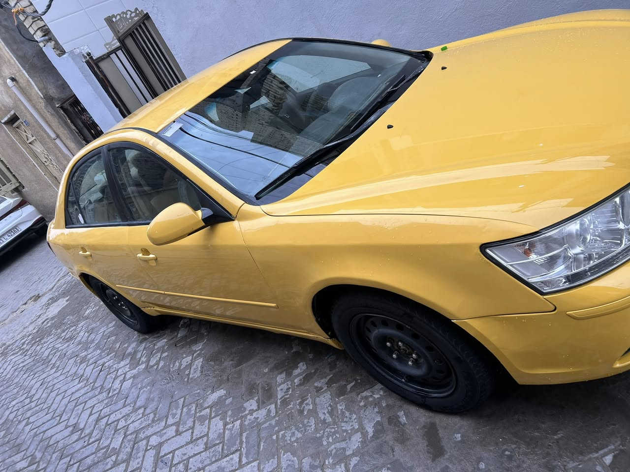 سلام عليكم سوناتا 2008وارد امريكي ضرب جاملغ امامي إيسار مكينه جديد صارلي شهر من شديته تخم تايرات صدر امامي خلفي نظيف راقم سياره قادسيه عنوان السياره بغداد ميدينه الصدر سعر 83بيهه مجال رقم ***********
