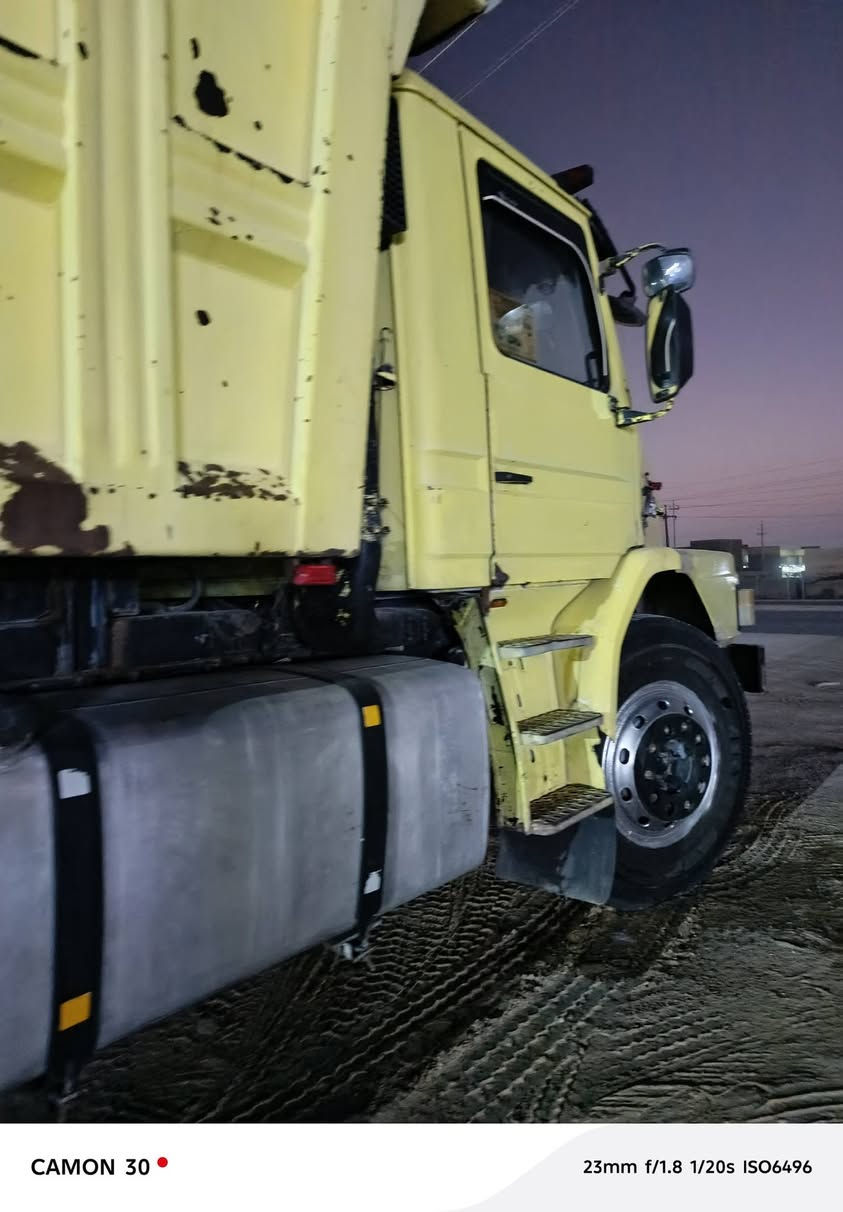 البيع سكانيه 113 رقم انكليزي بسمي
تخم تاير كير 3 في 3 مكينه جديده شاصي مكفول 
رقم تلفون ***********
