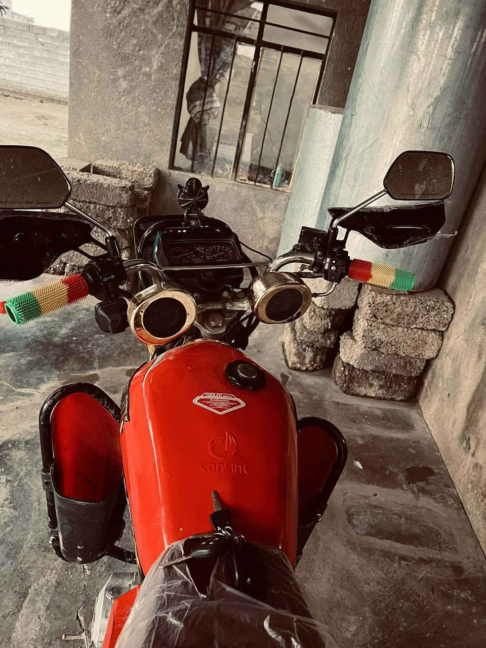 سلام عليكم موطور لبيع الشري يتصل نضيف حيل شري يتصل ***********
