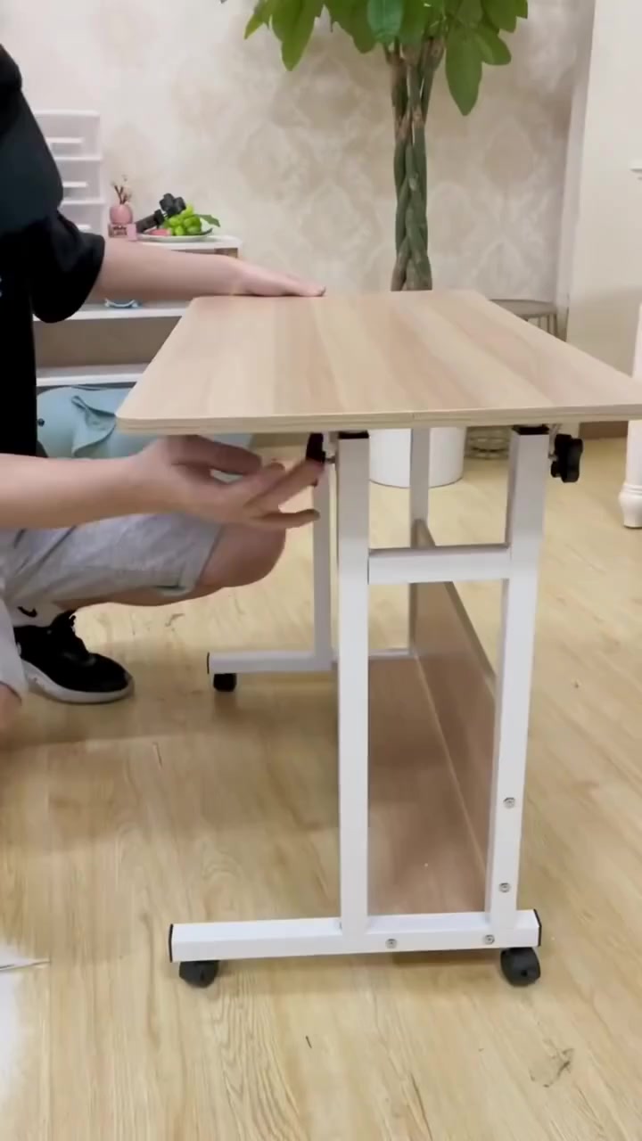 طاوله متنقلة 
طول سطح المكتب: 80 سم
عرض سطح المكتب: 40 سم
الارتفاع قابل للتعديل من 66 سم إلى 90 سم.
عرض قاعدة المكتب: 40 سم.
المكتب مزود بعجلات لسهولة الحركة.
الالوان الجوزي والعسلي 

 #الكترونيات #trend #مطبخ #fypシ゚ #سيارات #متوفر #reelsfypシ #العراق #repost #بغداد #لايكات #fyp #لايك #ريلزات #اكسبلور #برند #مشاهير #كومنتات #اجهزة #viralreels #reelsfbシ #منتجات #فولو #اكسبلور_فولو #reels #viralvideos #viralreelschallenge #مشاهدات


**إذا كنت صاحب هذا الإعلان وتريد حذفه لأي سبب، رجاءا أرسل رسالة إلى الدعم الفني**