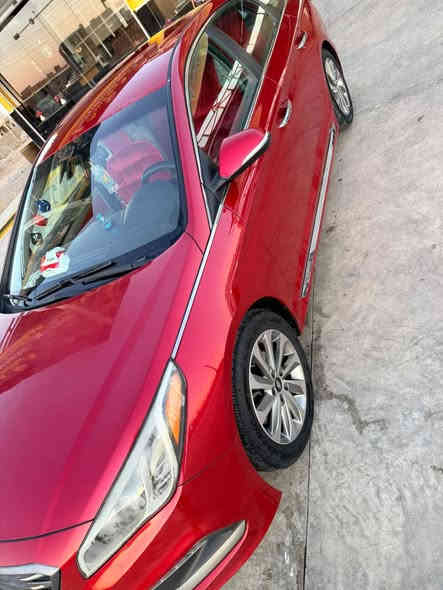 ⸻
🚗 هونداي سوناتا 2017 للبيع – وارد أمريكي

🔴 اللون: أحمر

📄 الرقم:  بغداد إنجليزي 2030

🛣️ الممشى: 91,000كم

⚙️ القير: أوتوماتيك

🔧 المكينة والقير: شرط ✅

🛞 4 تايرات جديدة

✅ السيارة جاهزة من كل شيء

💥 حادث سابق من أمريكا:

ضرر بسيط بين البابين فقط بدون أي أضرار داخلية (بدون دواخل)

💰 السعر: 135 ورقة

📍المكان صلاح الدين بيجي  ***********
