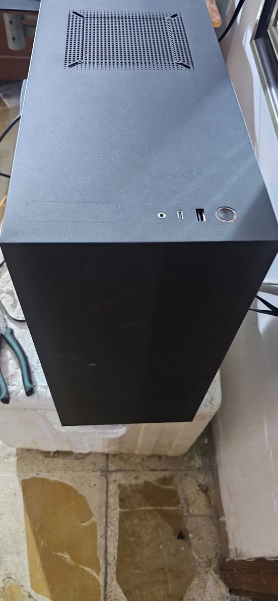 للبيع  فقط.  وتوصيل ماعدي

Rtx 3060 ti pailt
R7 5700x
Ram 16 lexar 
Psu 650 red dragon 
Mb b450m-A prime.
Case. Nxzt h510
M.2 256 gen3.
كل قطع  براندات معروفه 
مكاني عامريه.  
سعر 
مليون وربع.  قفل  سعر كلش مناسب. 
متوفر. وتساب 
***********
