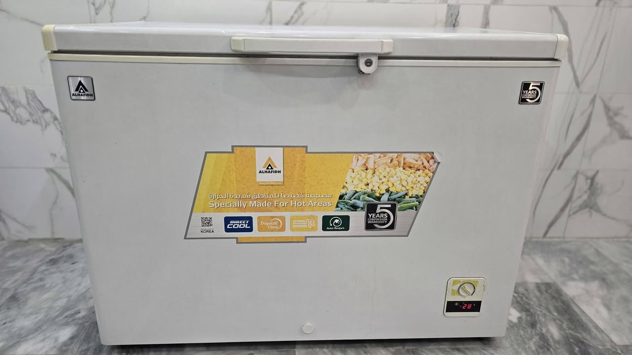 السلام عليكم 
مجمدة للبيع شركة الحافظ المجمدة شغالة ١٠٠% اي عطل مابيها ولا تصليح 
السعر ٢٠٠ الف 
الاتصال على الرقم ***********
المكان حي الجهاد قرب مجمع السلام السكني
