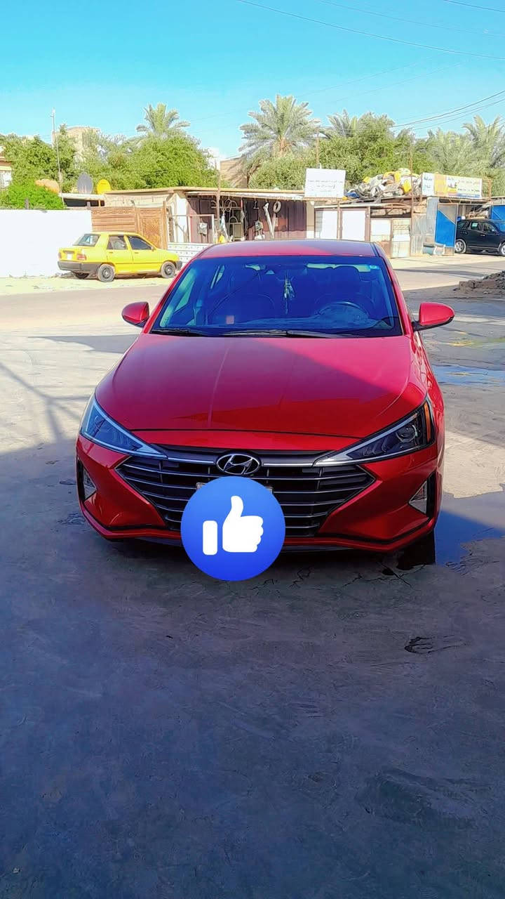 السلام عليكم 
النتره 2020 الرقم بغداد بسمي
الكير يتي محرك دوش
مكان سياره بغداد الزعفرانيه 
سياره نضيفئ السعر 133
رقم ***********
