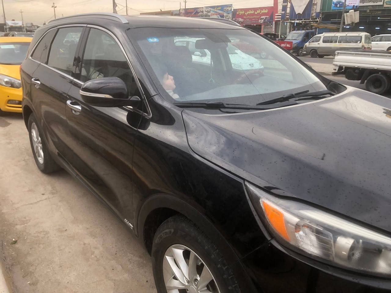 سلام عليكم سورنتو 2016 حادث جاملغ جها السايق مدون دواخل مكينه GDiقتصادي
تخم تاير 
قطعتين تبريد 
حساس خلفي 
كامره دواره 360درجه
مانع نزالق 
فور ويل 
كشن كهربائي 
كشن تدفاء 
سياره نص فوالف عارضها 147$وبيها مجال حك الجيه***********
