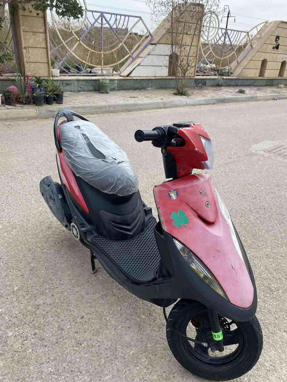 سلام عليكم دراجه ماكس عدله فول دراجه بلادي من تاير للتاير كلها بلادي مكينه سبانه ما ممدوده عليها بكاني واسط العزيزيه سعر خاص 
رقم***********
