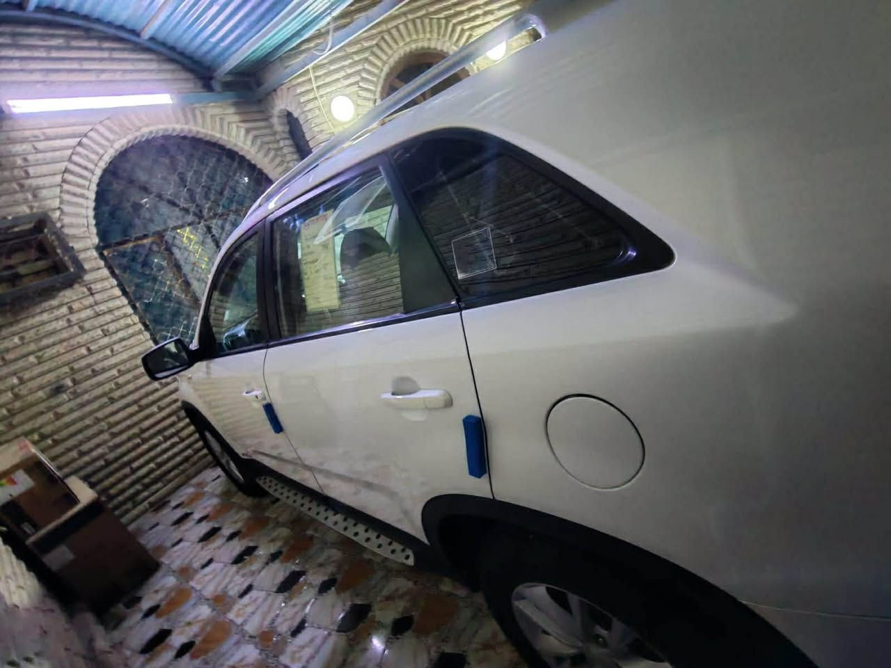 السلام عليكم بيع او مراوس حسب القناعة
سورنتو مديل ١٣ شكل ال١٥ خليجي ٦سلندر سبعة راكب مواصفات نص فول مرقم مداور ثاني يوم بيها ثلاث قطع تبديل اصلي نفس لون للإستفسار على الرقم ***********
