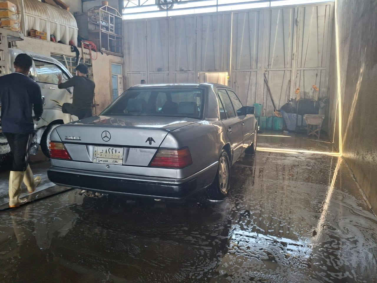 مارسدس دب موديل 1991 بغداد جاهزه تبريد منضومه كامله  دواخل جلد اسود غرفه 99 بالميه السياره محرك 3000 ففتي مكانها كربلاء سعر 65 وبيها مجال قليل حك الجيه  ***********
