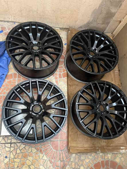 وياله حجم ٢٠ تراك بكج تو سايز ويل واحد فقط بي تصليح سعر ٤٤٠ الف مكان دهوك ***********
