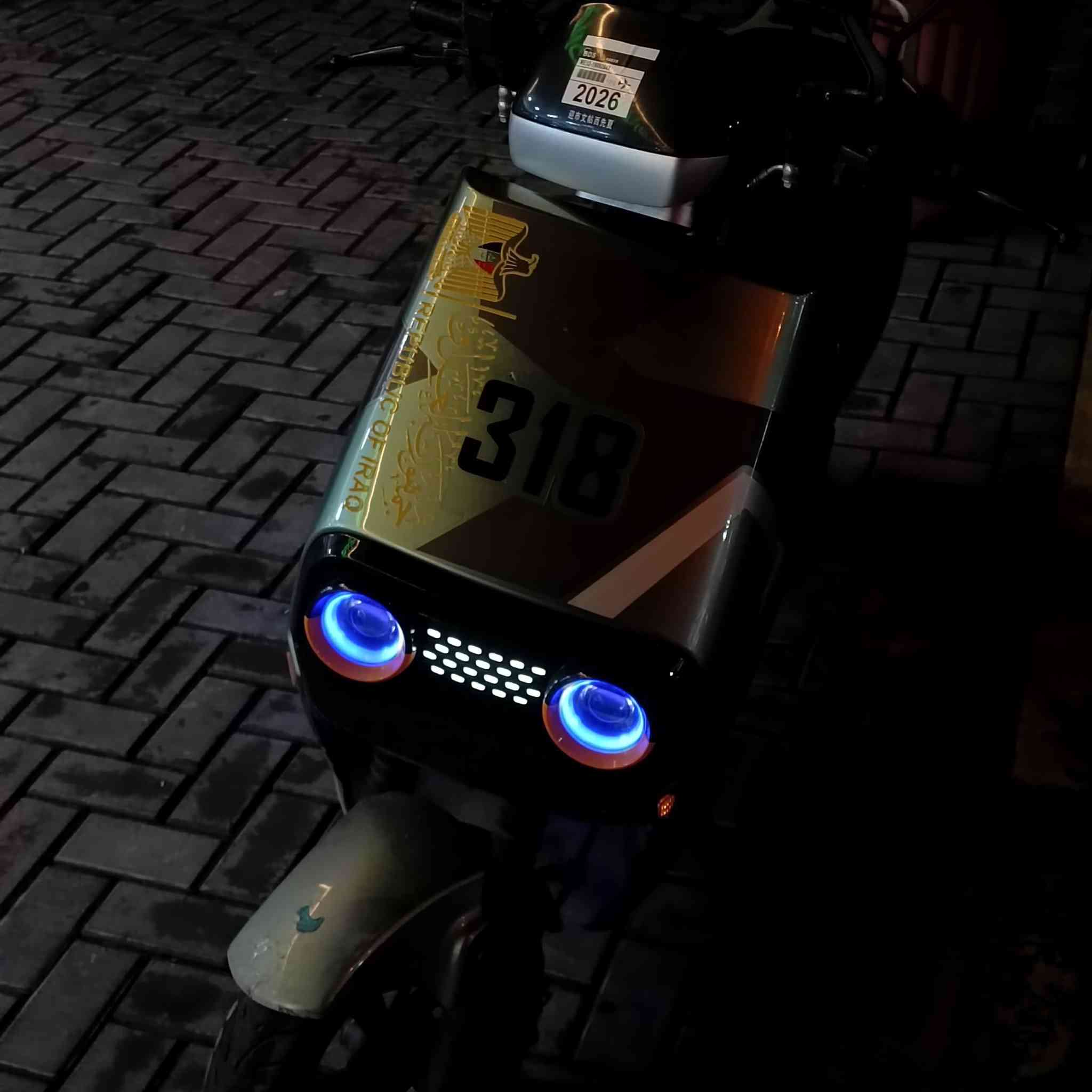 السعر 550قفل و يرهم مراوس انطي فرق ويا سكنس مدرع موصل اقل باتري يقره١١
بدون بصمه ***********
