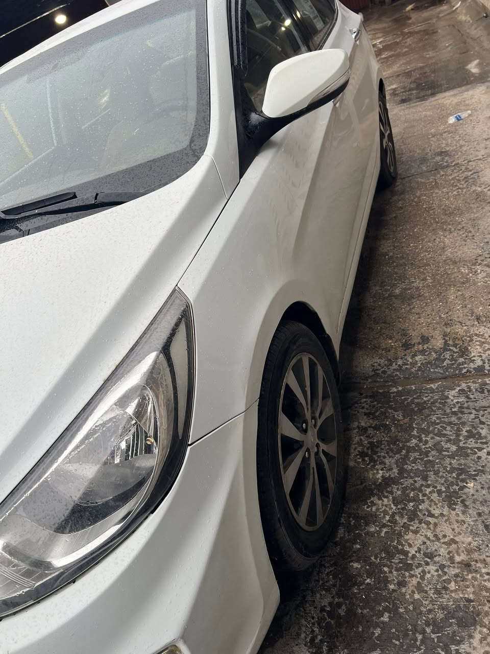 السلام عليكم
هونداي أكسنت خليجي ١٤
كفاله عدا السونار موضح 
ماشيه ١٨٠
محرك ١٦٠٠
سياره حلوه وجاهزه 
السعر ١٠٨
مكان خالديه 
***********
