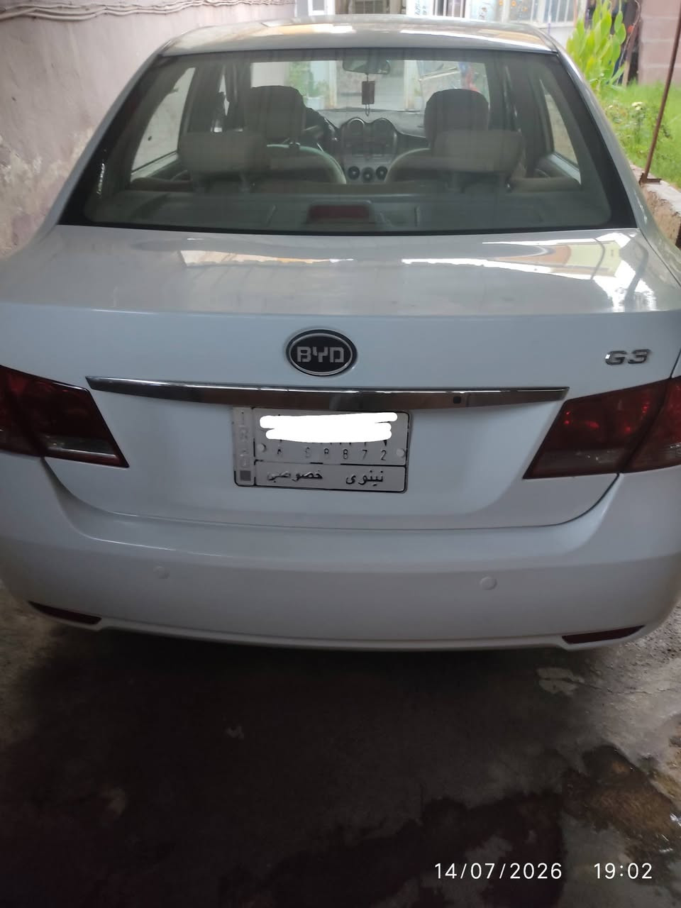 السلام عليكم BYD.  G3 2013
مكفوله كفاله عامه من ضرر وصبغ فقط الدعاميات مصبوغة للجمالية  

 سياره حلوه وجديده  وجاهزه على اخر حبايه كير ومحرك جدد شرط  صدر تخم تاير تبريد كله جديد  حساسات سياره فول مواصفات كير عادي مكفول من كلشي سياره رقم نينوى  بسمي سنوية2027 سياره جاهزه وميحتاجلها اي شي مكاني موصل الجانب الايسر  
ملاحظة : ابيع تحويل فقط بدون وكالة 
👈السيارة بلواقع احلى من الصور 
للتواصل واالاستفسار الاتصال على...
 ***********
