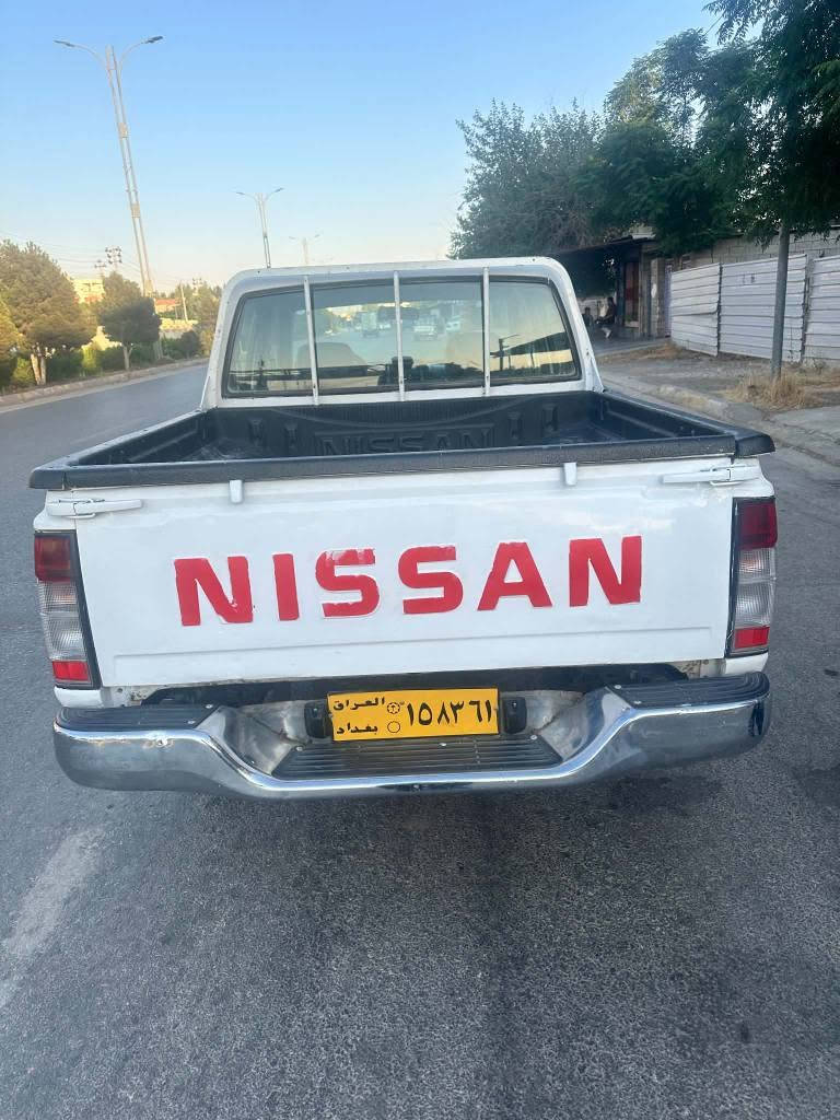نیسان مۆدیل ٢٠٠٢ ئارمی سلیمانی تەبرید پاوەر یەك پارچەو دوو پەڵە بۆیاخ هەیە
نرخ ٨٢ گەڵا کەمیك معم مەلە

***********
*********** السليمانية, العراق
