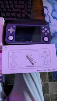 جهاز ألعاب • كامل • شغال ميه