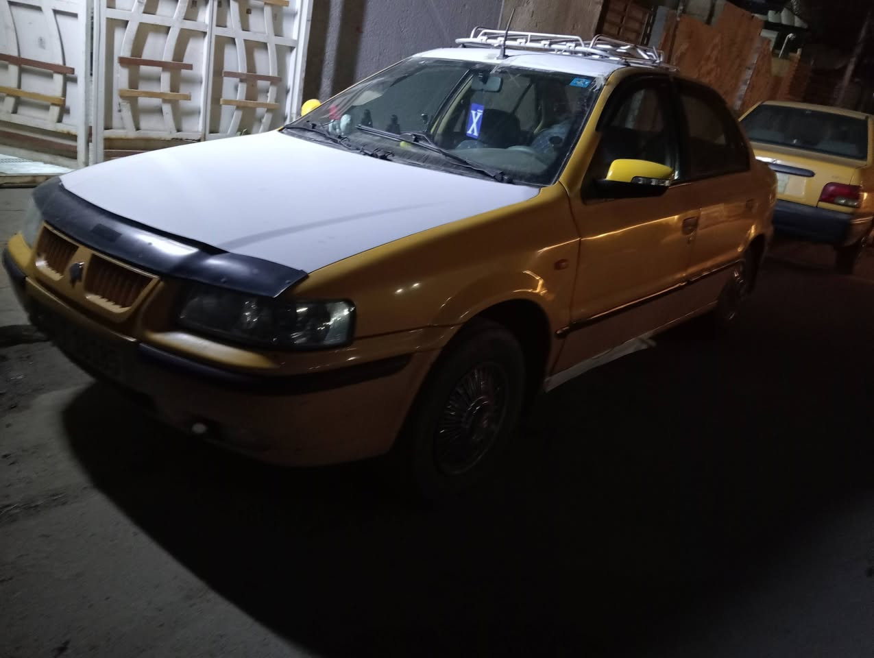 🚗 سمند 2010 للبيع - نظافة وجاهزية تامة 🚗
المواصفات:

الموديل: 2010.

الحالة الفنية: السيارة بحالة ممتازة  حدادية جديدة بالكامل وتخم تاير جديد

الموقف القانوني (جاهزة للتحويل):

✅ السيارة بإسمي (تحويل مباشر).

✅ مصفّرة غرامات بالكامل.

✅ مصفّرة هيئة (ضريبة).

✅ السنوية: جديده

السعر: [30] (بيها مجال بسيط للجادين).

المكان: [بغداد مدينة الصدر].

للتواصل: ***********

💡
