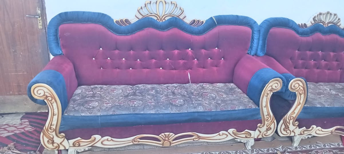 السلام عليكم
تخم ملكي مستخدم قليل بي اضرار بسيطة
مدينة الصدر
السعر 200 الف


**إذا كنت صاحب هذا الإعلان وتريد حذفه لأي سبب، رجاءا أرسل رسالة إلى الدعم الفني**