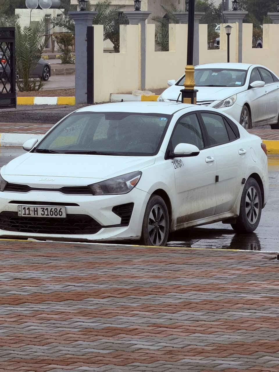 كيا ريو 2022 وارد امريكي
رقم بغداد حره
السيارة مكفولة من الصبغ والتبديل بيها بس مكانات بارد 
ماشية 59  بأسمنة 
السياره جاهزه ومابيها نقص 
مكانها عامرية الفلوجة +بغداد
السعر 120 وبيها مجال قليل
هاتف ***********
