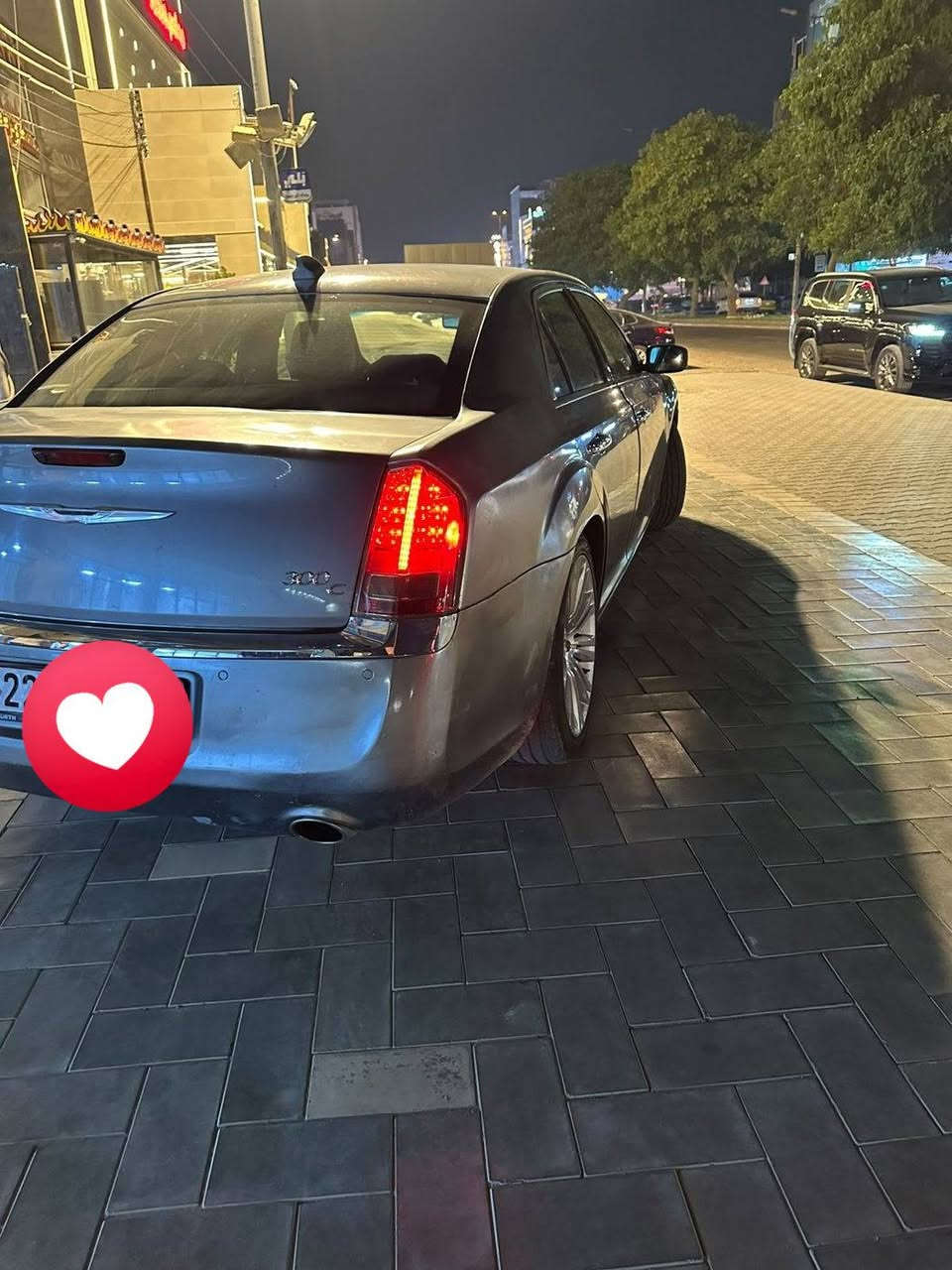 السلام عليكم اوباما 2014 متوم رقم وسنويه وشاصي وتروح للمرور بيه واجهيه   ومعه العلم طاب بيه لاربيل ولسليماني السياره جديده بلكارتون من اكو دخول جديد يعني صدك دخول جديد ما صاله 7 اشهر من كملت ماكو شي ميشتغل بيه من الدعاميه للدعاميه تبريد مكينه كير كله بلكارتون السياره فول واحد علا واحد بنو رامه مري شفط تشغيل عن بعد كشنات تدفا تبريد كله شغال ثلاجه بيه تايرات جديده السياره رايده 58 وبيه مجال قليل *********** اليشوفه غاليه خلي يكلب المنشور

