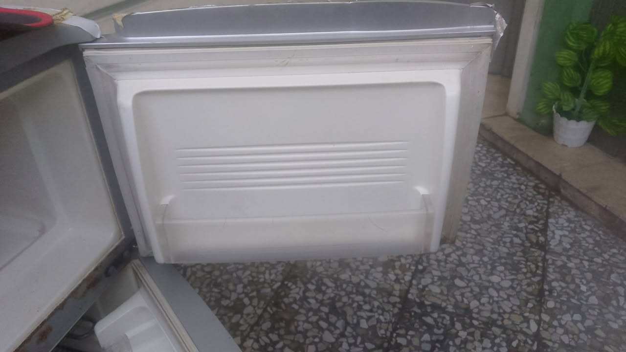 مرحبا بنات عندي ثلاجه ازغيره الي محتاجها يجي ياخذهه بلديات منطقت ظياء الحلفي


**إذا كنت صاحب هذا الإعلان وتريد حذفه لأي سبب، رجاءا أرسل رسالة إلى الدعم الفني**