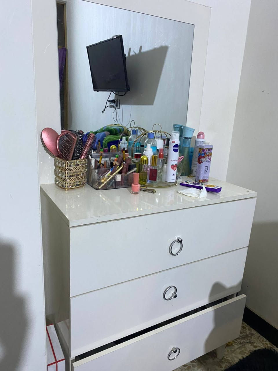 السلام عليكم غرفه لبيع السعر 450 او بيها مجال نضيفه الستفسار خاص مكان الزعفرانيه


**إذا كنت صاحب هذا الإعلان وتريد حذفه لأي سبب، رجاءا أرسل رسالة إلى الدعم الفني**