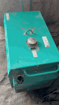 سلام عليكم مولد كامه شغاله للبيع 20امبير  السعر 500للستفسار اتصل ع هذا الرقم ***********
