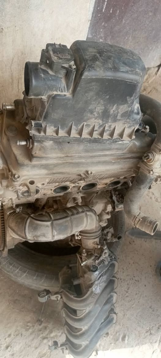 السلام عليكم غراض شيري كوين للبيع مكينه كورولا للبيع       ***********
