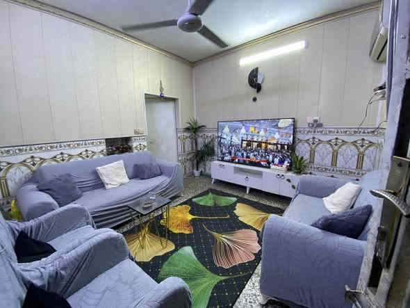 🏠بيت للبيع 🏠

📍الموقع/حي اور قرب حسينة المصطفى

ملاحظه📝/البيت ع شارع عريض قريب ع شارع العام .البيت عكاده .نضيف جدا من الداخل

📌المساحة/50        السعر /115❤️✌🏻

محتويات ال🏠بيت/كراج صغير.صحيات خارجيه.استقبال.غرفة نوم.مطبخ صحيات.منور

الطابق الثاني/غرفه نوم.سطح

📍عنوان المكتب /شارع الأسواق المركزيه قرب مسبح الشعب

📞*********** محمد صگبان

📞*********** سيد عباس

ملاحظة / العنده عقار 🏡 للبيع او بيت للايجار  ويريد يبيع او ايجاره دزونه كافة التفاصيل العقار مع ذكر السعر ورقم التلفون ☎️وان شاء الله باقرب وقت
