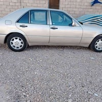 سياره شبح موديل 92 محرك بلادي نوزل مصبوغه جماليه رقم الهاتف 0786619157...