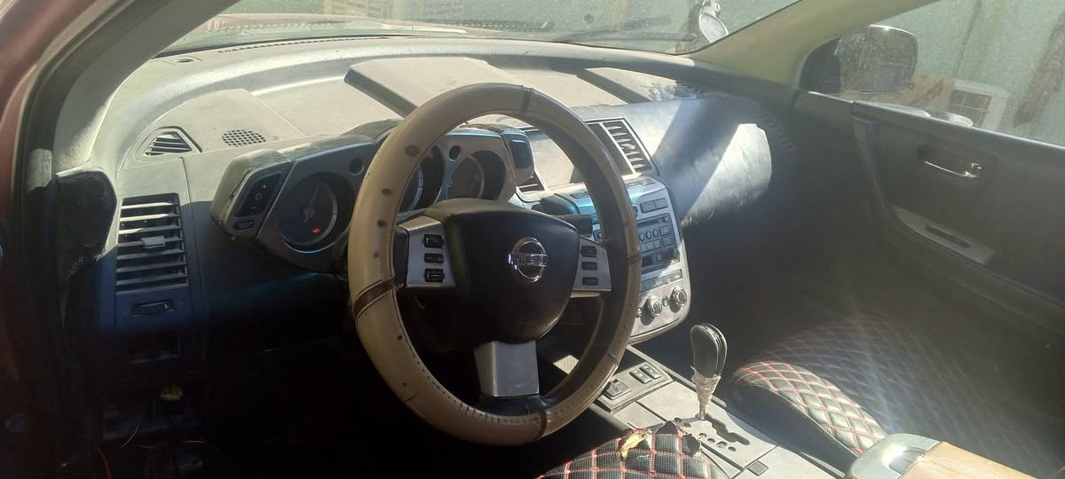 نيسان مورونو 2006 كامل مواصفات مكينه ام الجف
كشنات كهربائيه 
فتحه 
بنيد وصندوك سلايت 
السياره مصبوغه حزام للجماليه مكان بغداد مدينة الصدر ***********
