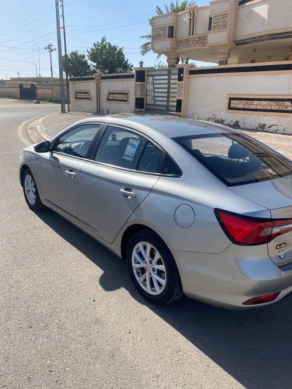 Mg 5 2023
ماشيه 50 
1500محرك حادث جاملغ خلفي بدون دواخل
90$بيه مجال يرهم مراوس 
***********
