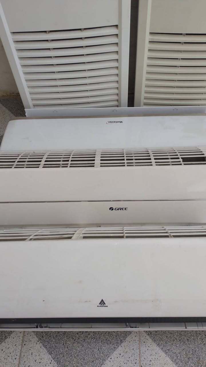 السلام عليكم عندي للبيع مجموعه سبالت نظافته فول ماداخل تصليح مكاني الاسكندريه ***********
